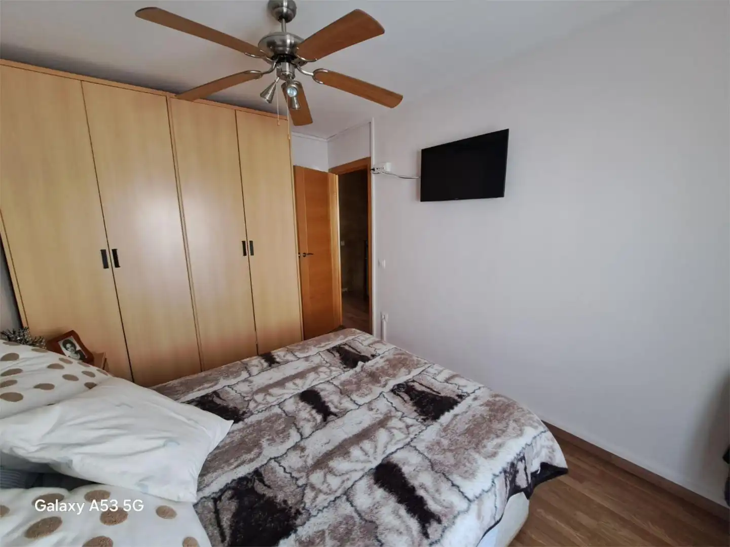 Dormitori de Casa adosada en venda en Olivenza amb Calefacció, Parquet i Terrassa
