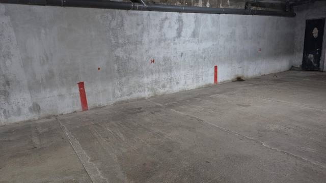 Garaje en Alquiler en Carrer Girona, 26 en Sant Guim de Freixenet