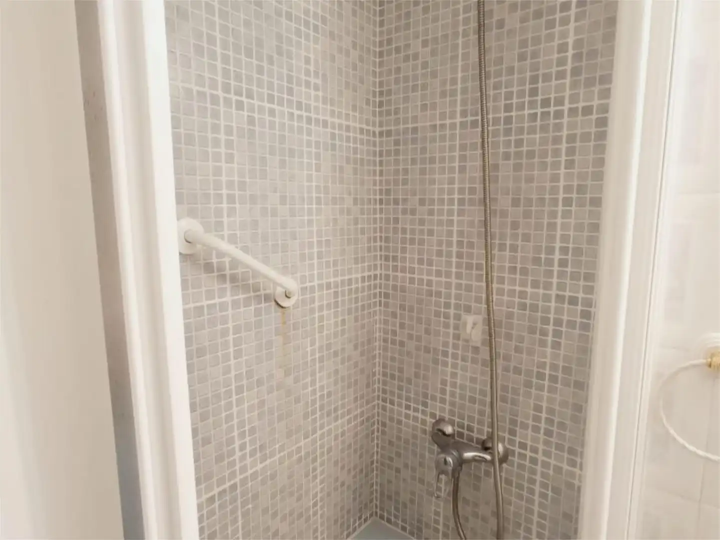 Baño de Piso en venta en  Madrid Capital con Aire acondicionado