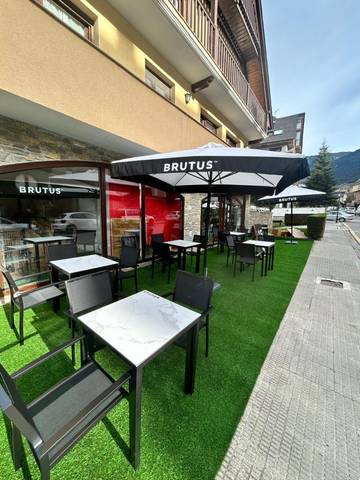 Local comercial en Alquiler en Carrèr Aneto, 4A en Vielha