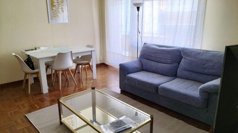 Foto 2 de Piso de alquiler en Calle Santiago Gómez Santa Cruz, 4, Polideportivos Asperon - Mariano Vicen, Soria Capital