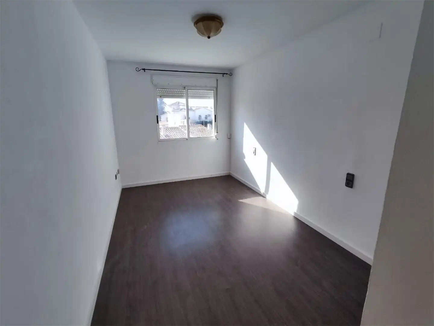 Casa adosada en venda a Carrer 12, 10, Els Poblets Dormitori de Casa adosada en venda en Els Poblets amb Aire condicionat i Terrassa