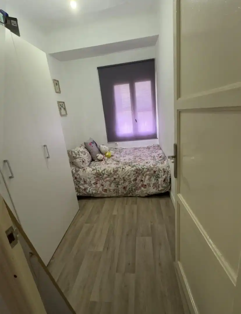 Piso en venta en Calle Obispo Cubero, 3, El Palmeral - San Antón Habitación de Piso en venta en Elche / Elx