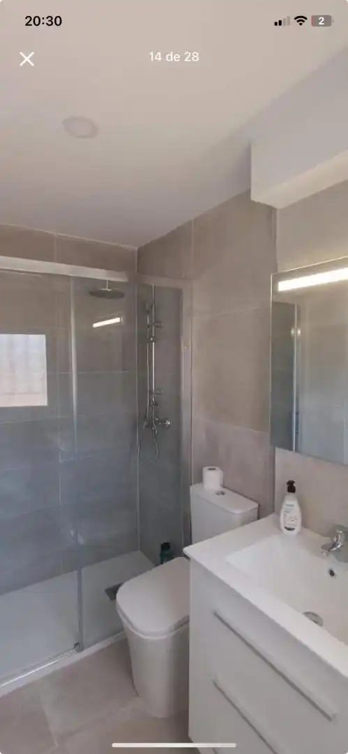 Baño de Apartamento de alquiler en Vélez-Málaga con Aire acondicionado, Piscina y Amueblado