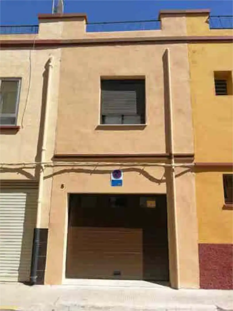 Vista exterior de Casa o xalet en venda en Castellón de la Plana / Castelló de la Plana amb Terrassa