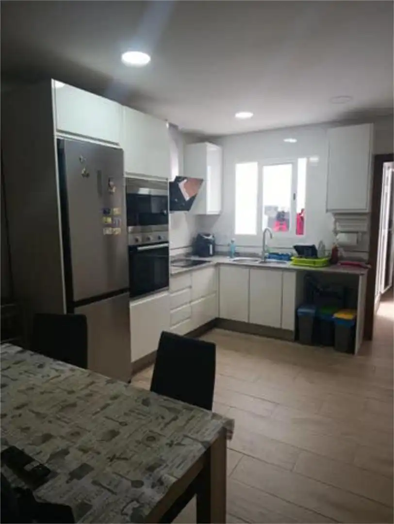 Cuina de Casa o xalet en venda en Castellón de la Plana / Castelló de la Plana amb Terrassa