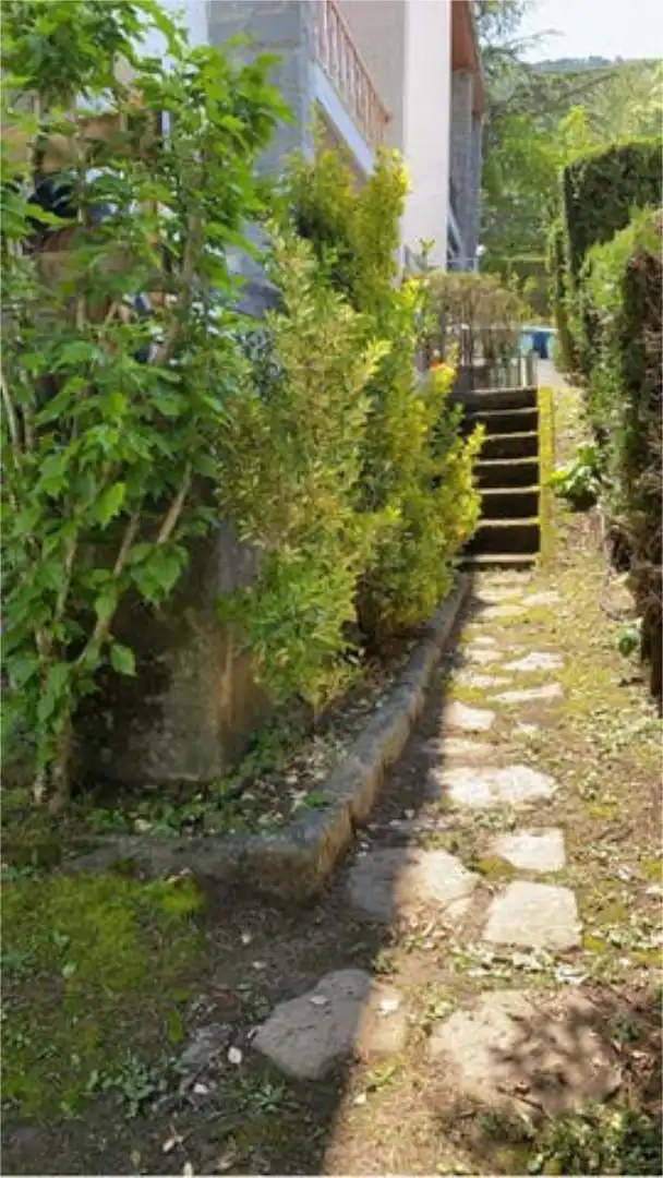 Jardín de Piso en venta en Broto con Calefacción, Terraza y Trastero