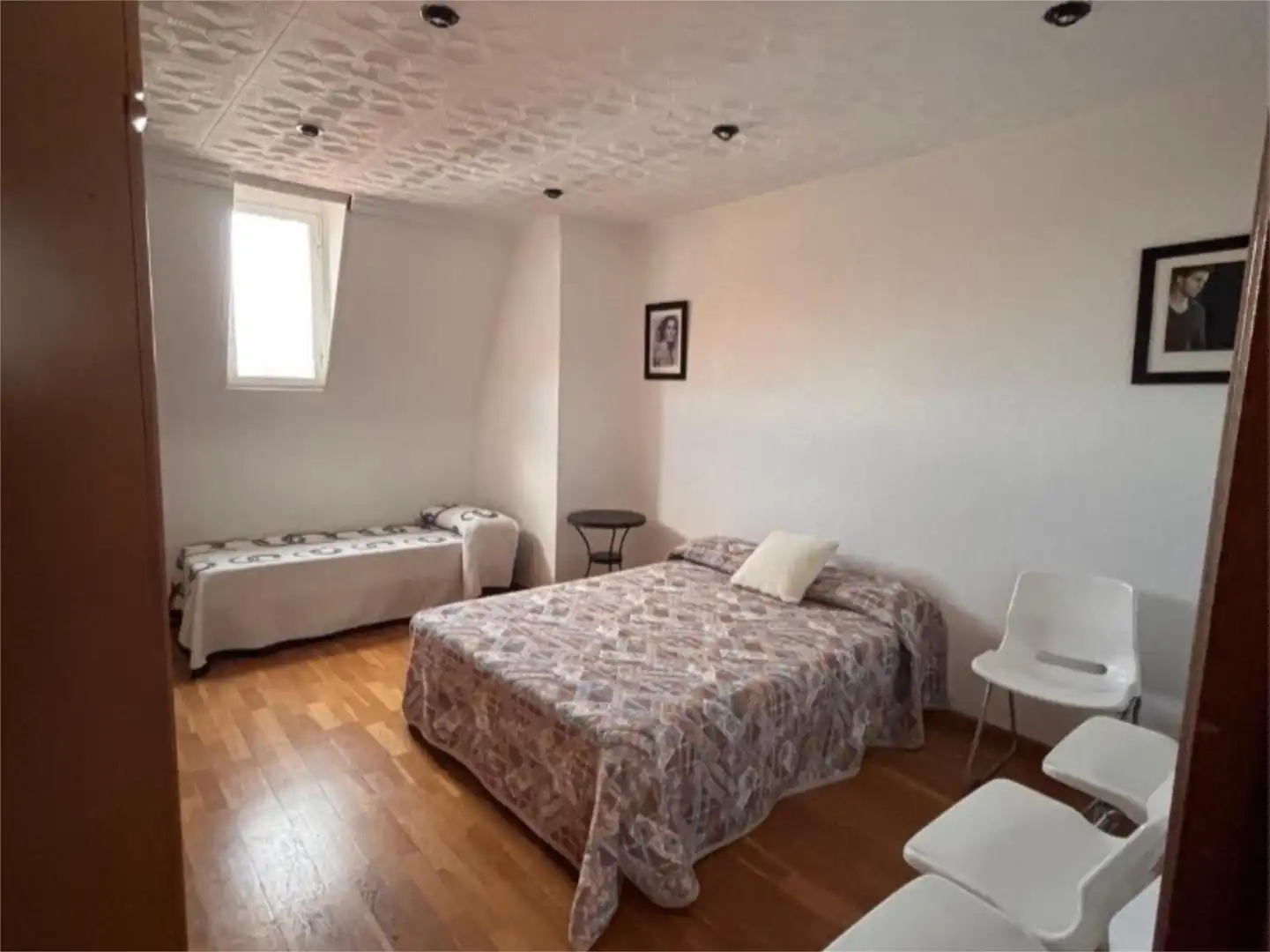 Room in Carrer del Canigó, 40, Ca n'Oriac Room in Carrer del Canigó, 40, Ca n'Oriac
