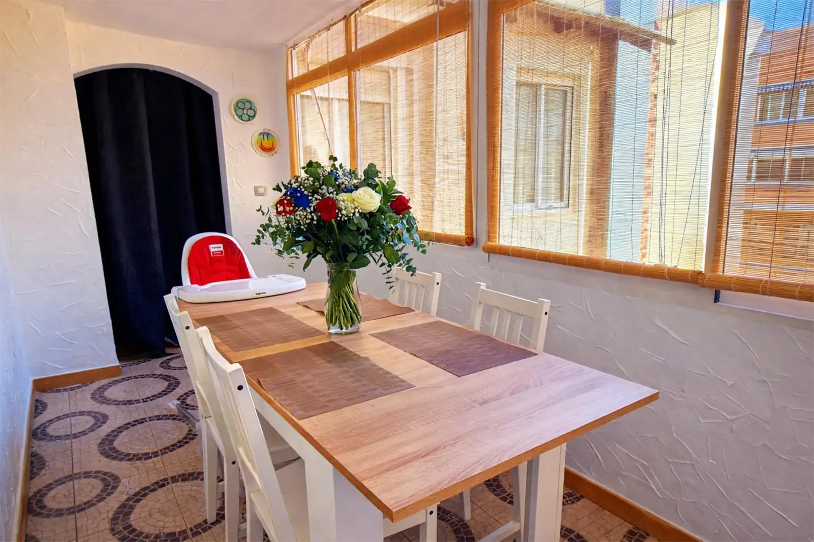 Habitación en Calle del Maestro Alonso, 56, Carolinas Altas Comedor de Piso para compartir en Alicante / Alacant con Parquet, Terraza y Amueblado