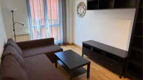 Foto 2 de Apartamento de alquiler en Benavente, Zamora