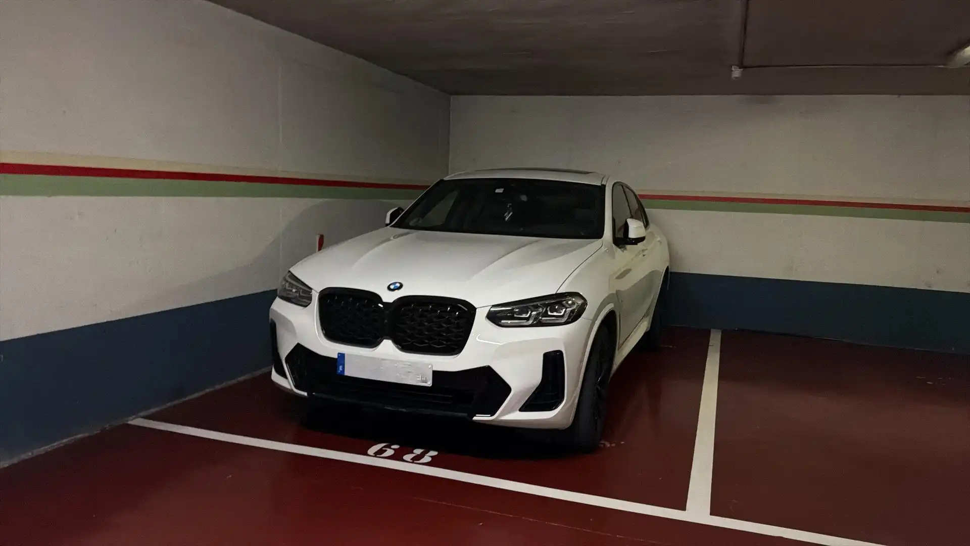 Parkplatz von Garage zur Miete in Oviedo 