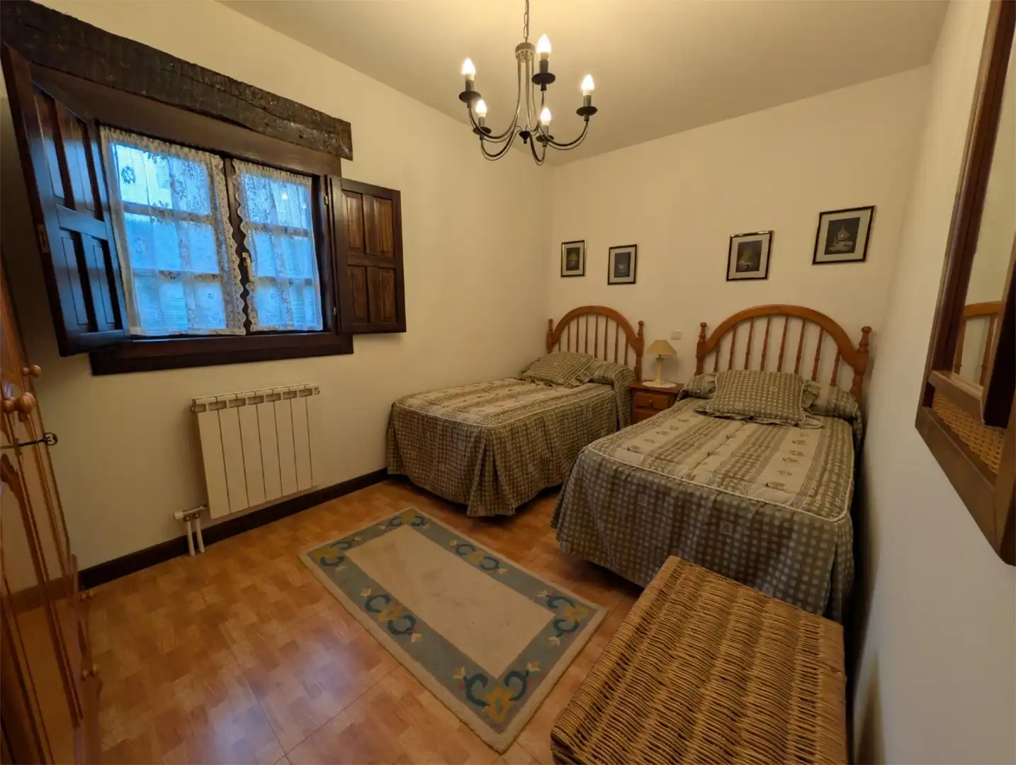 Casa o chalet en venta en Barrio Galizano-los Verdes, 25, Galizano Habitación de Casa o chalet en venta en Ribamontán al Mar con Terraza y Piscina