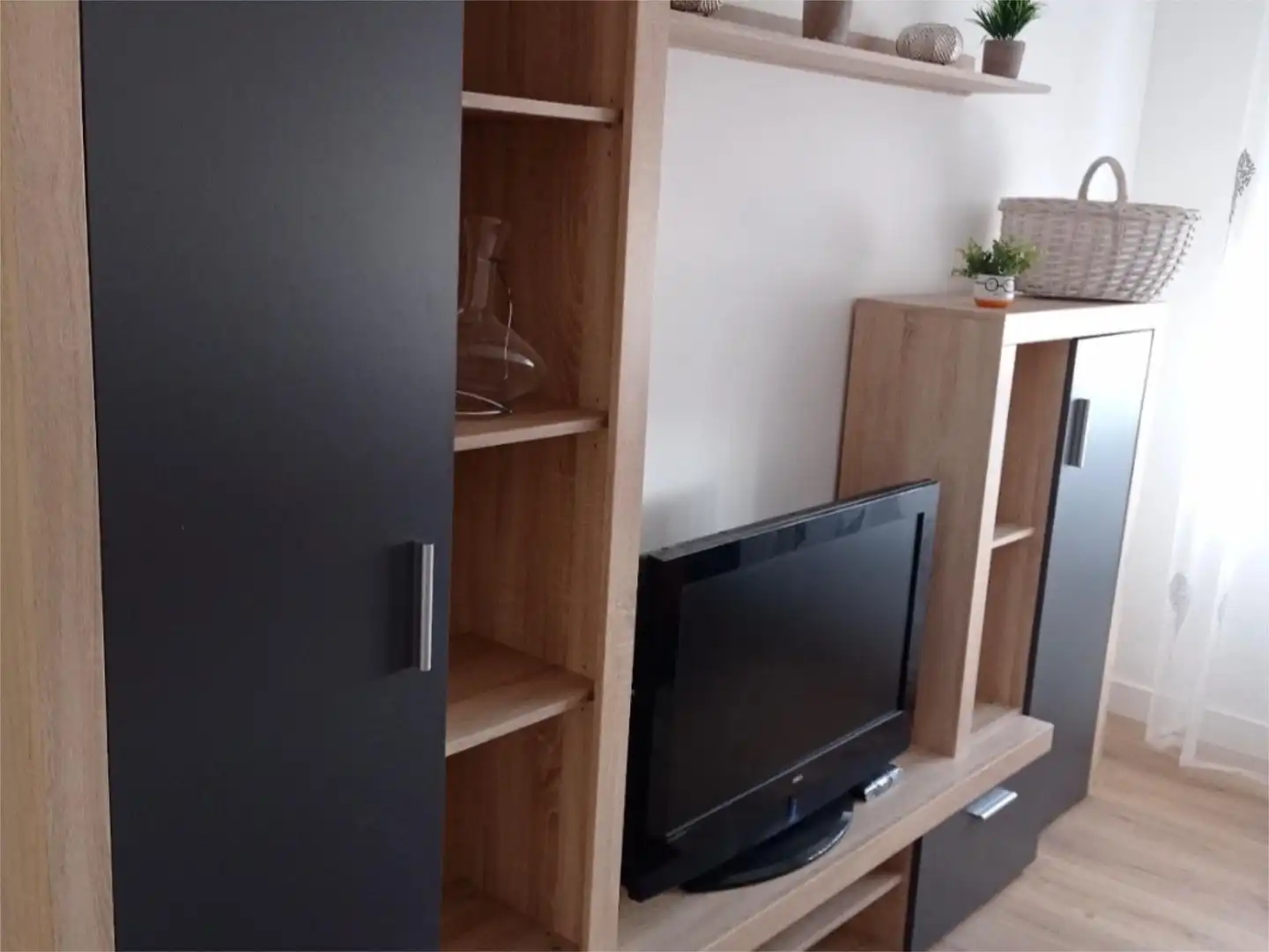 Sala de estar de Piso en venta en Gijón  con Calefacción, Parquet y Trastero