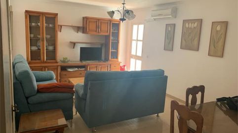 Foto 4 de Piso de alquiler en Avenida de Rota, Chipiona