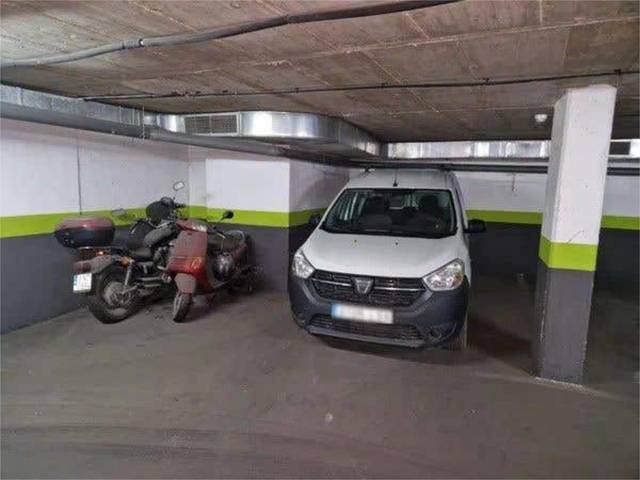 Garaje en Alquiler en Berruguete