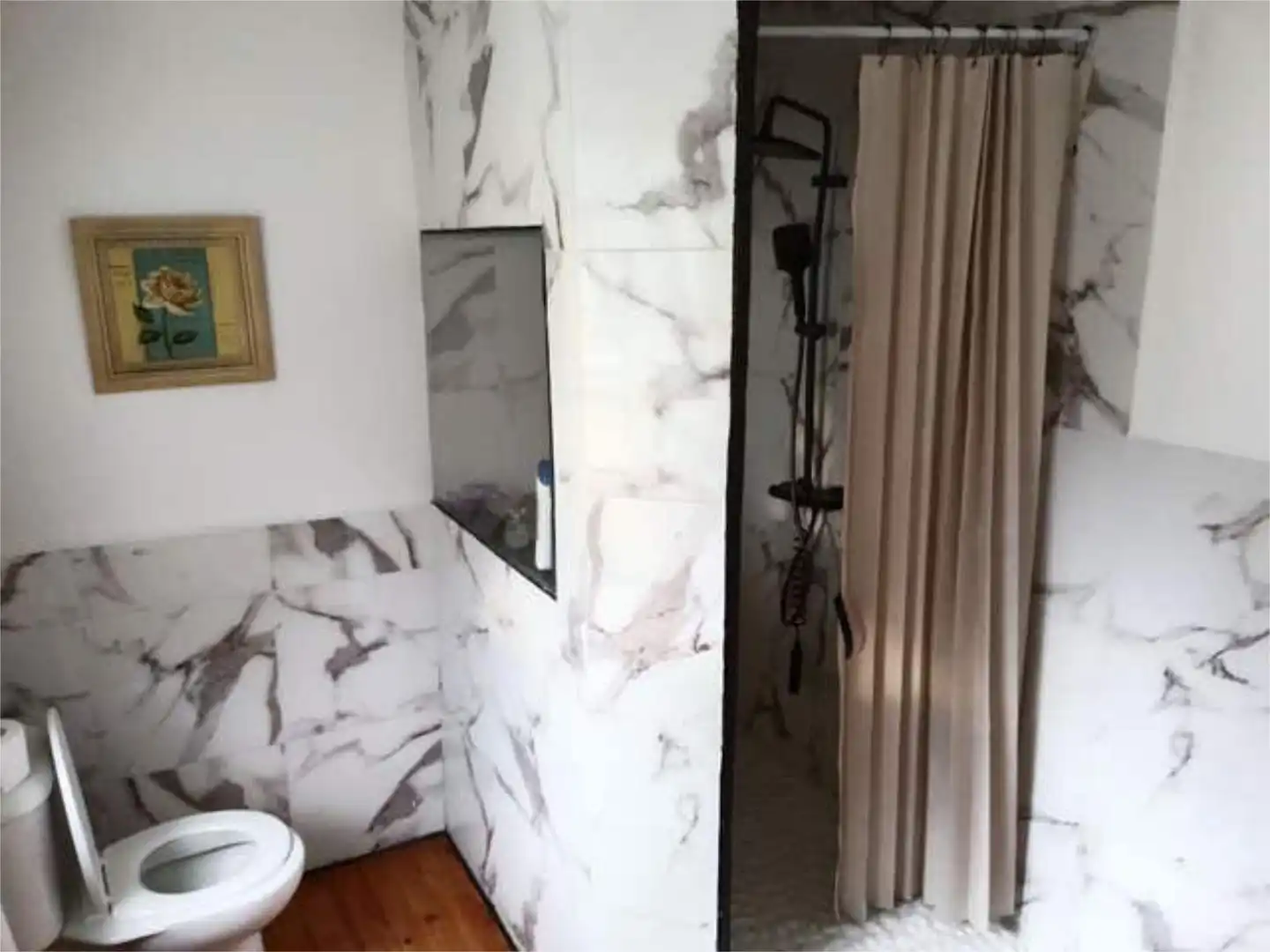 Bathroom of Houses for rent in Ourense Capital 
