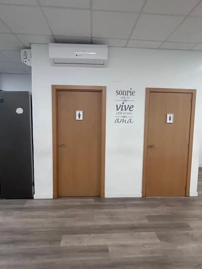 Local de alquiler en Mislata con Aire acondicionado