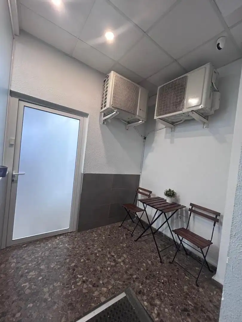Terraza de Local de alquiler en Mislata con Aire acondicionado