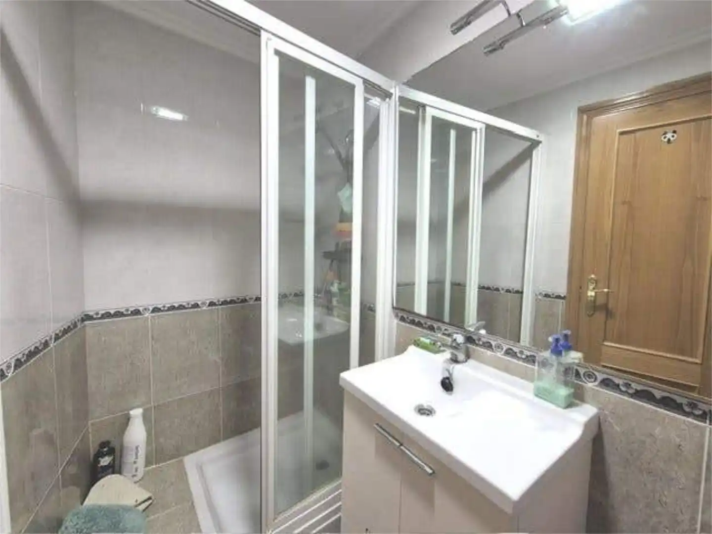 Wohnung zum Verkauf in San Salvador - Caeira Badezimmer von Wohnung zum Verkauf in Poio mit Heizung, Schwimmbad und Möbliert
