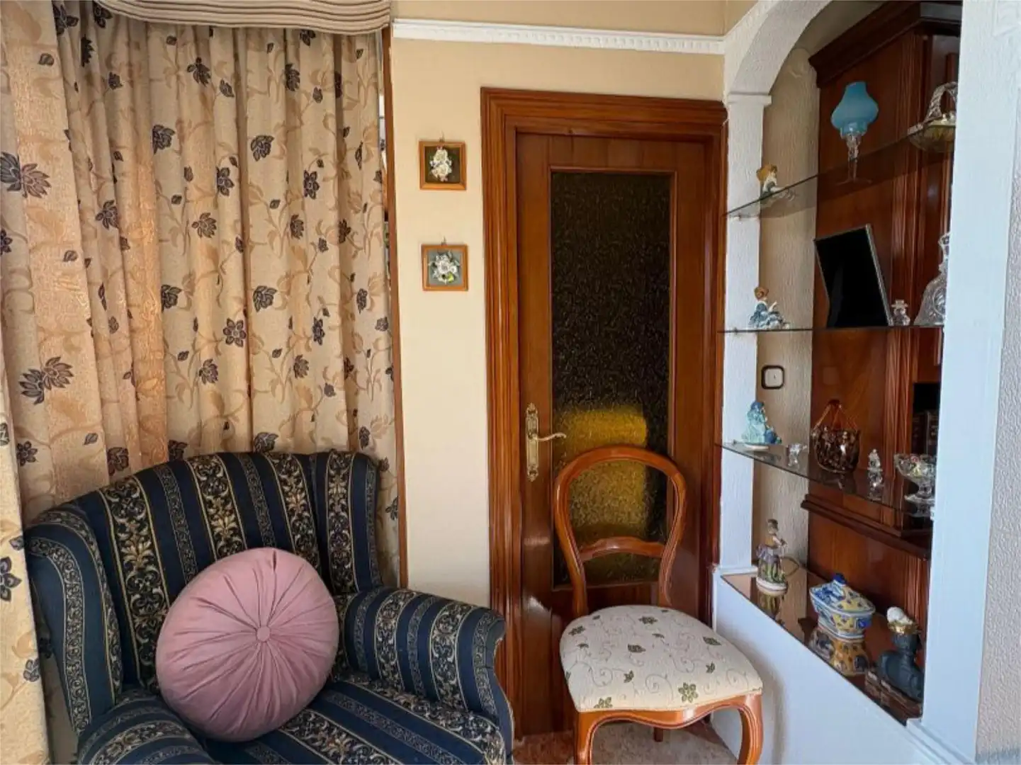 Flat for sale in Barrio de Ciudad Jardín Living room of Flat for sale in Málaga with Terrace and Furnished