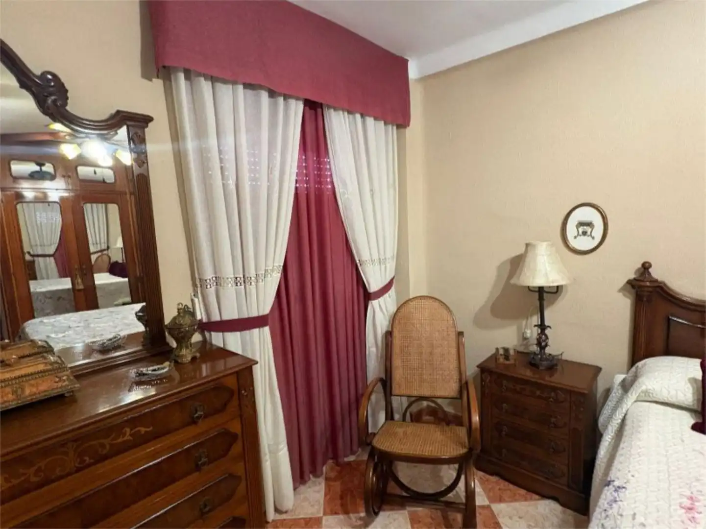 Flat for sale in Barrio de Ciudad Jardín Bedroom of Flat for sale in Málaga with Terrace and Furnished