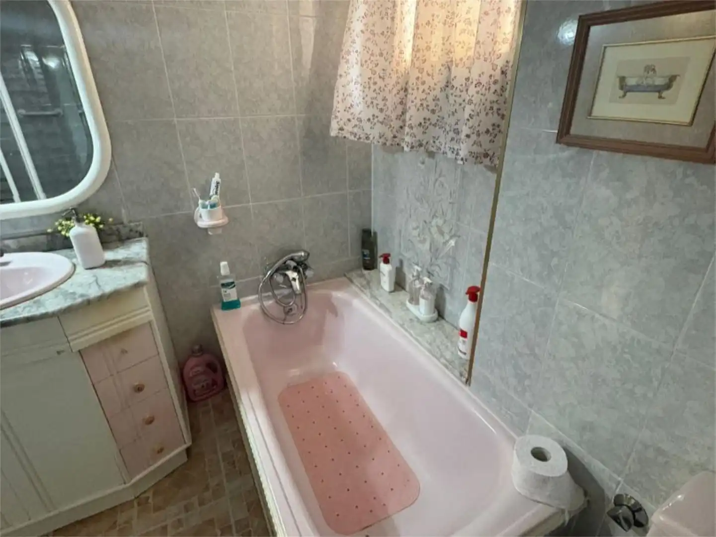 Flat for sale in Barrio de Ciudad Jardín Bathroom of Flat for sale in Málaga with Terrace and Furnished