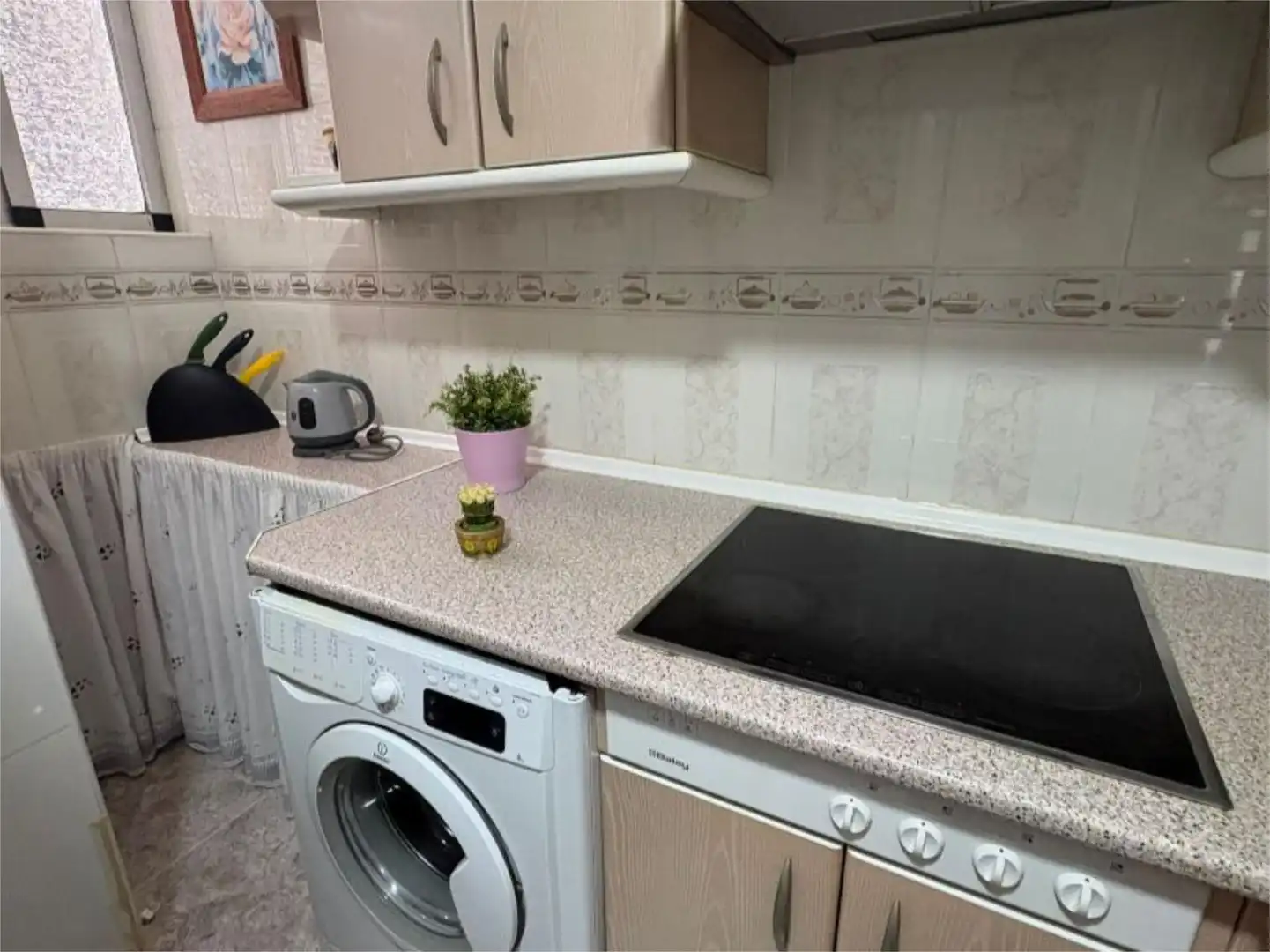 Flat for sale in Barrio de Ciudad Jardín Kitchen of Flat for sale in Málaga with Terrace and Furnished