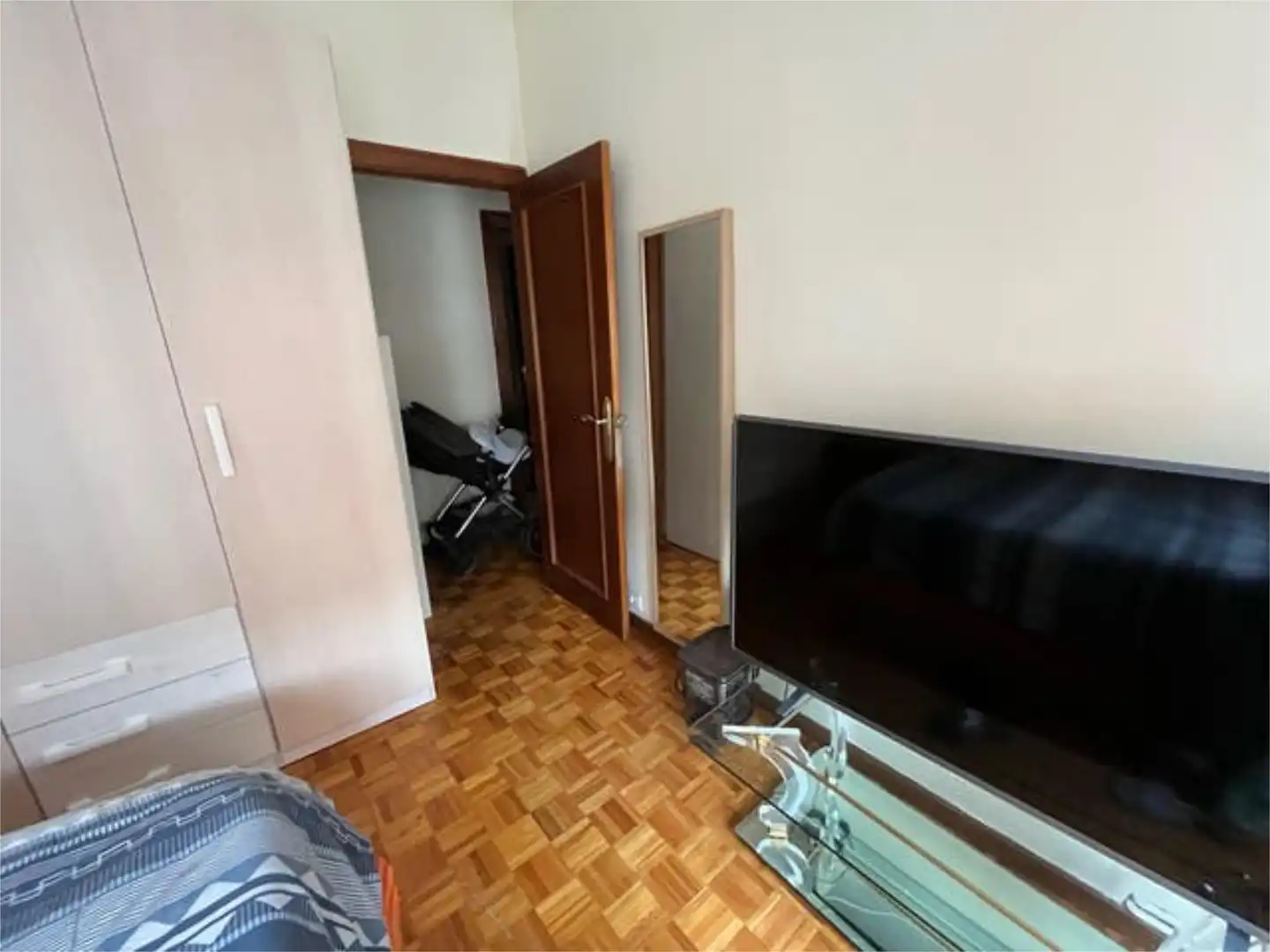 Zimmer in Oeste