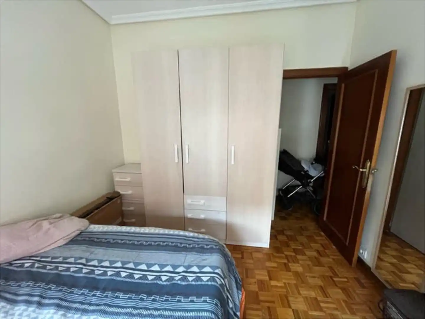 Zimmer in Oeste