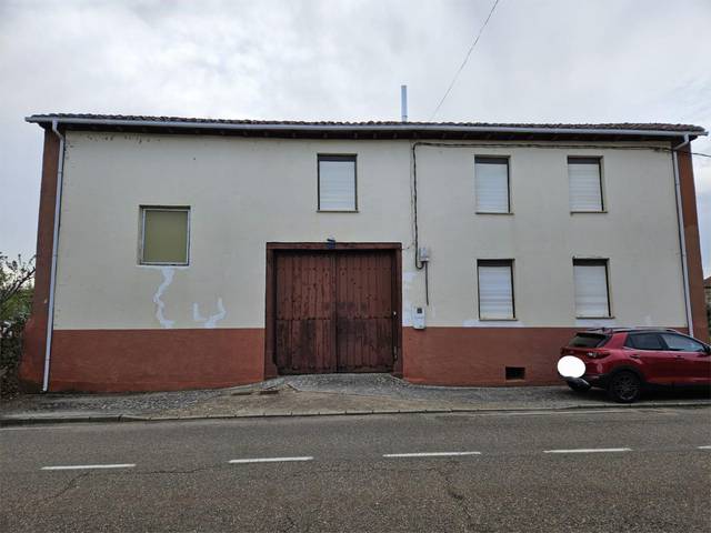 Finca rústica en Venta en Calle Carretera, 7 en Santa Colomba de Curueño