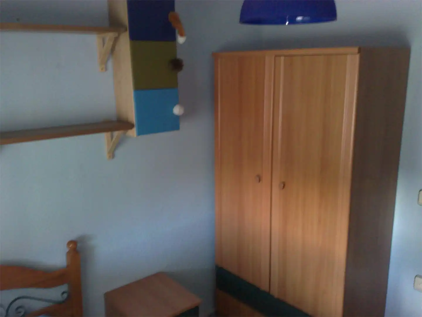 Pis en venda a Calle Pilar, 5, Los Pinos - El Pilar Dormitori de Pis en venda en Plasencia