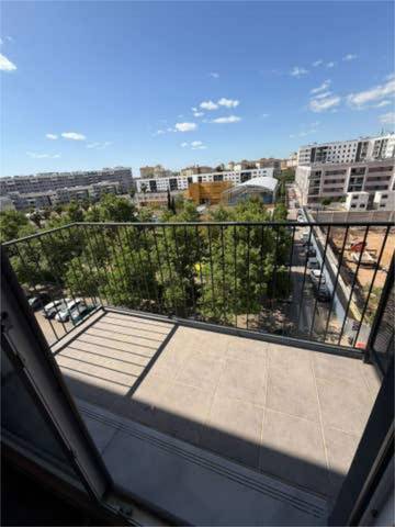 Piso en Alquiler en Colores -  Entreparques