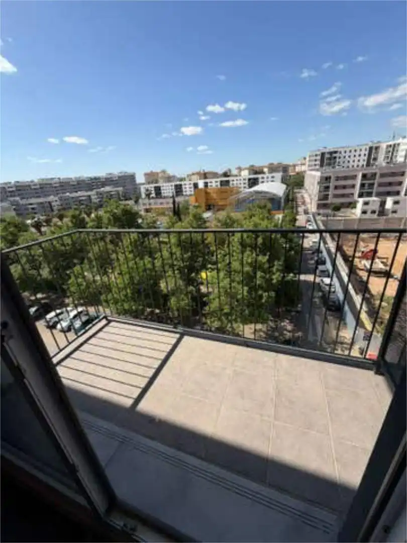 Terraza de Piso de alquiler en  Sevilla Capital con Calefacción, Terraza y Amueblado