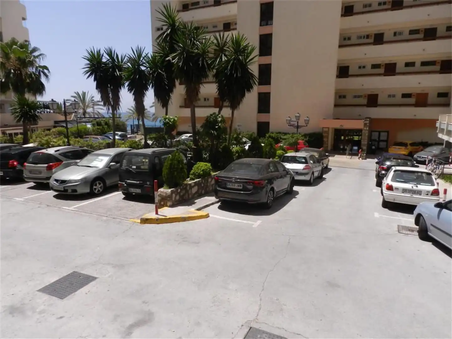 Wohnung zum Verkauf in Calle Camilo José Cela, 7, Playa de la Fontanilla Parkplatz von Wohnung zum Verkauf in Marbella mit Klimaanlage, Heizung und Terrasse