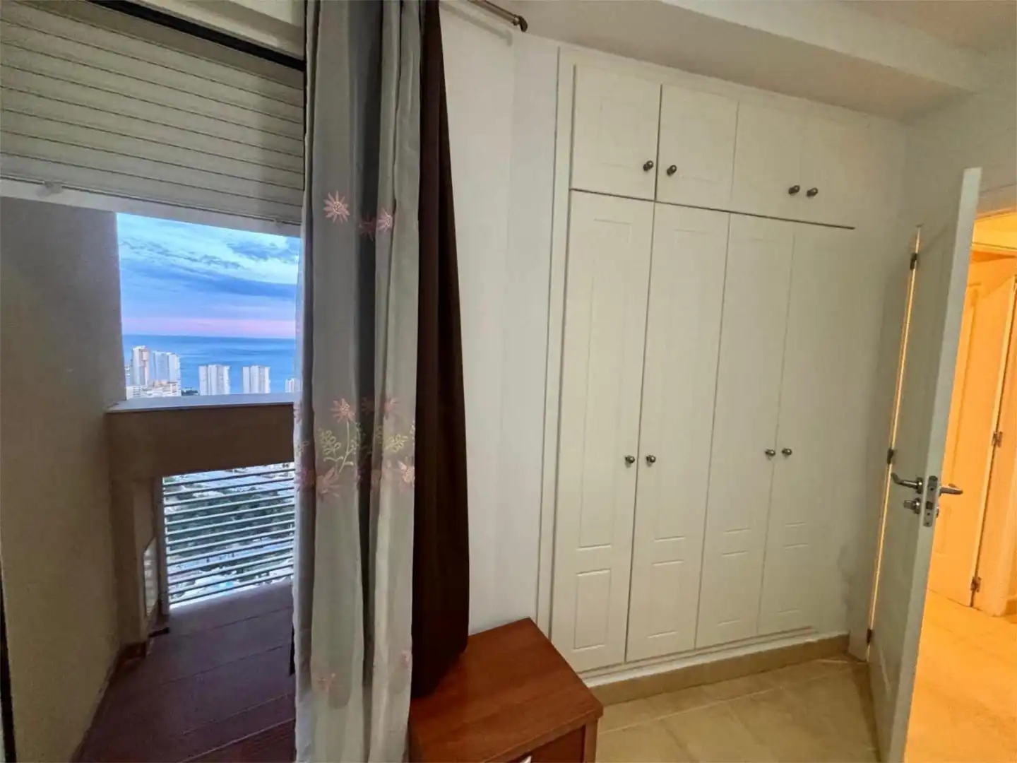 Bedroom of Flat for sale in Benidorm  with Air Conditioner, Terrace and Swimming Pool
