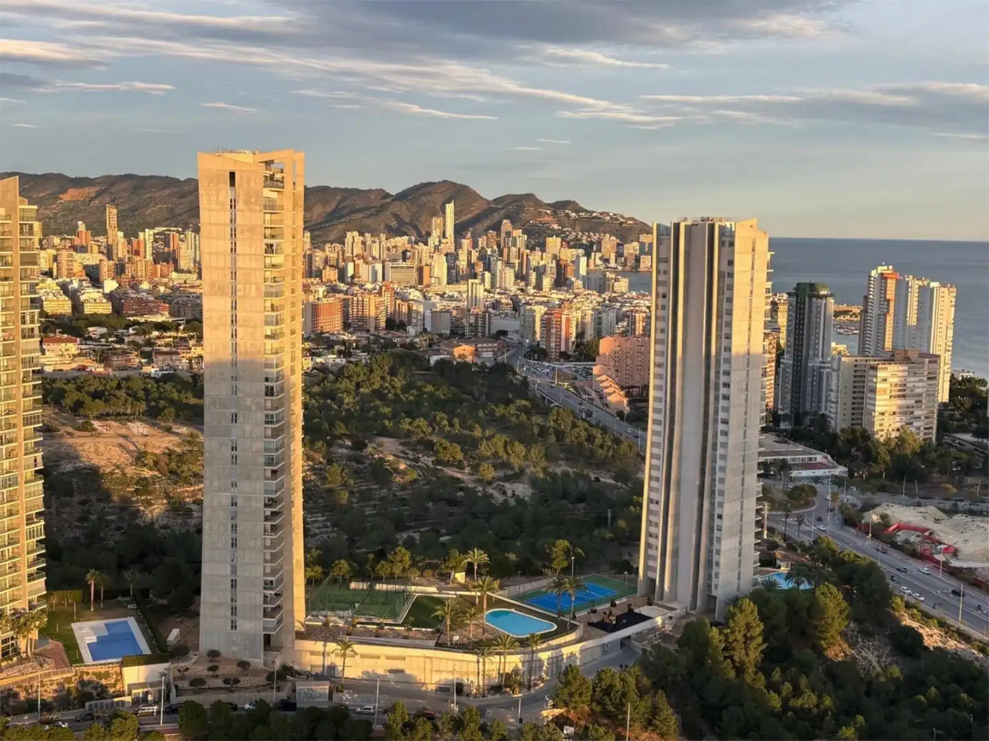 Exterior view of Flat for sale in Benidorm  with Air Conditioner, Terrace and Swimming Pool
