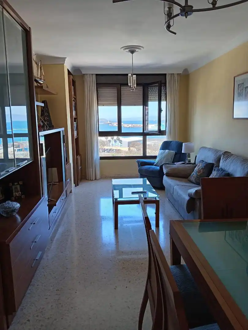 Pis en venda a Paseo de la Marina Española, 90, Centro Sala d'estar de Pis en venda en Ceuta amb Traster, Moblat i Forn