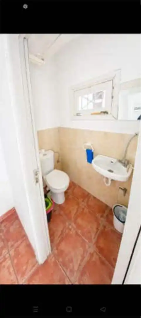 Local de alquiler en Zona Martiánez Baño de Local de alquiler en Puerto de la Cruz con Aire acondicionado