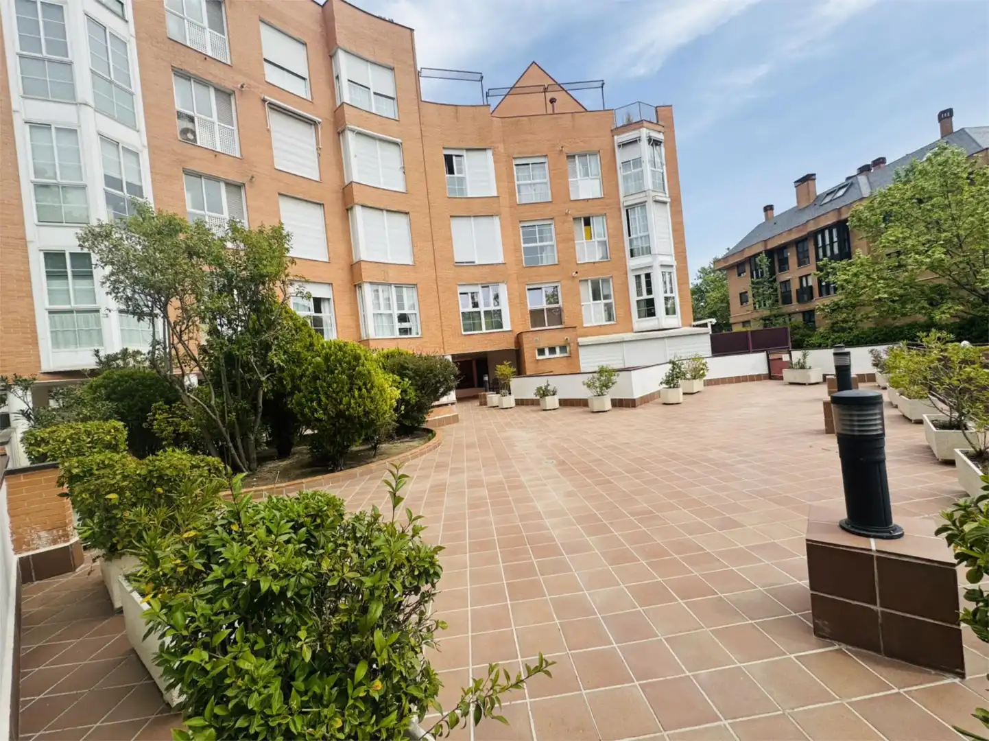 Vista exterior de Pis de lloguer en  Madrid Capital amb Aire condicionat, Calefacció i Parquet