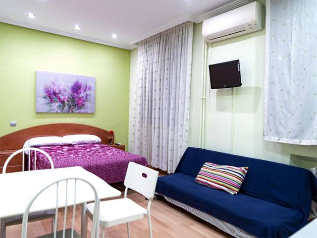 Piso en Venta en Calle de Miguel Moya, 4 en Universidad - Malasaña