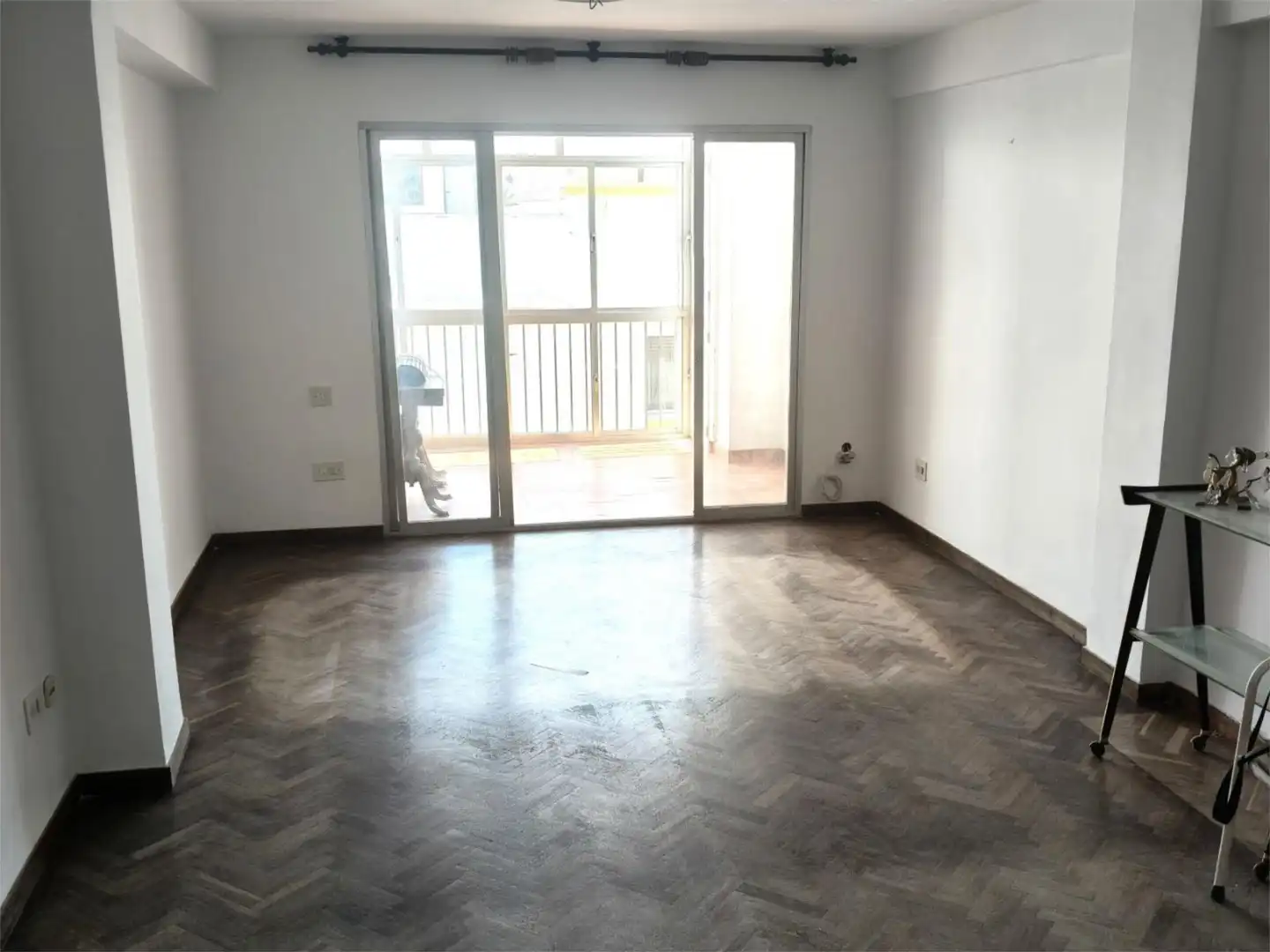 Wohnung zum Verkauf in Plaza de toros - Venta Vargas - Capitania Wohnzimmer von Wohnung zum Verkauf in San Fernando mit Terrasse und Balkon