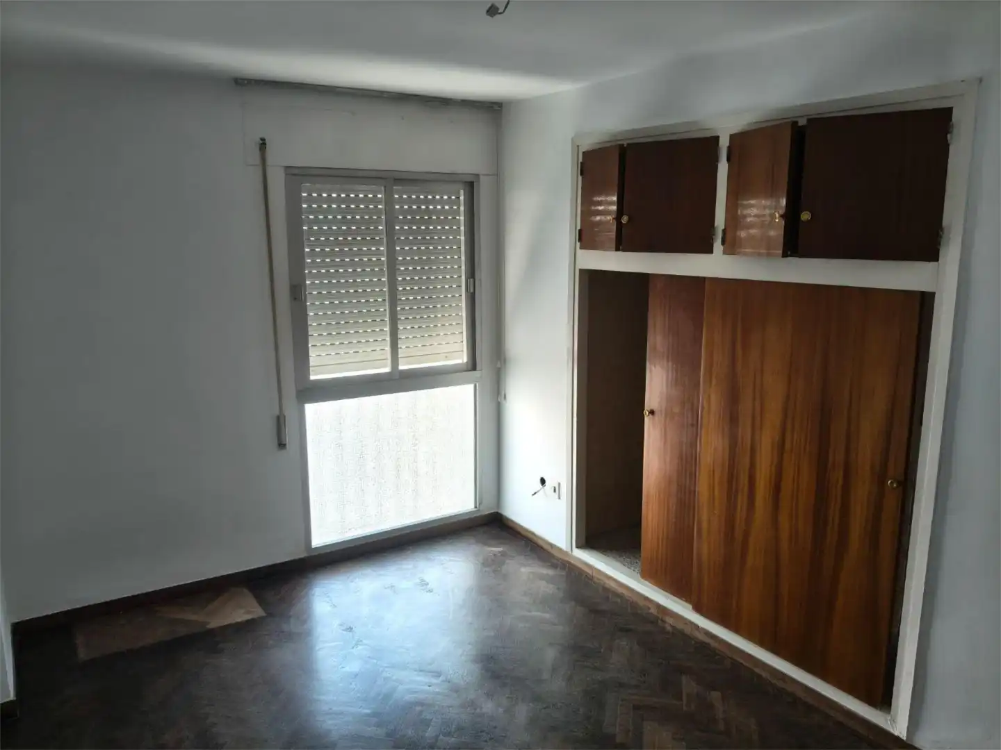 Wohnung zum Verkauf in Plaza de toros - Venta Vargas - Capitania Schlafzimmer von Wohnung zum Verkauf in San Fernando mit Terrasse und Balkon