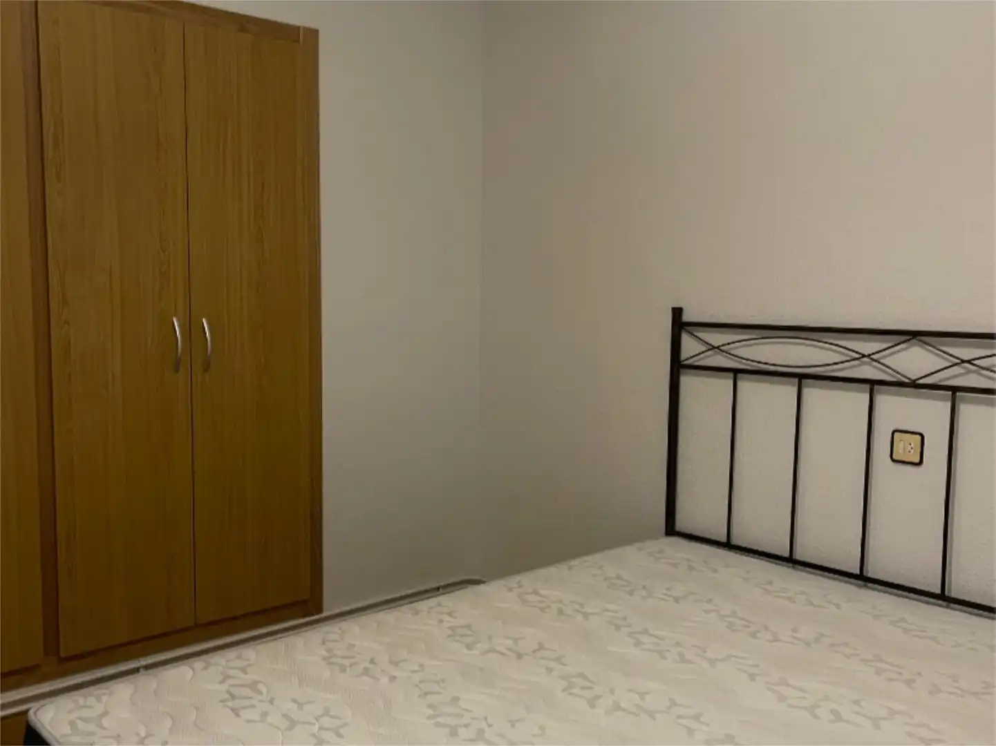 Bedroom of Flat for rent in Vitigudino  with Heating, Parquet flooring and Storage room