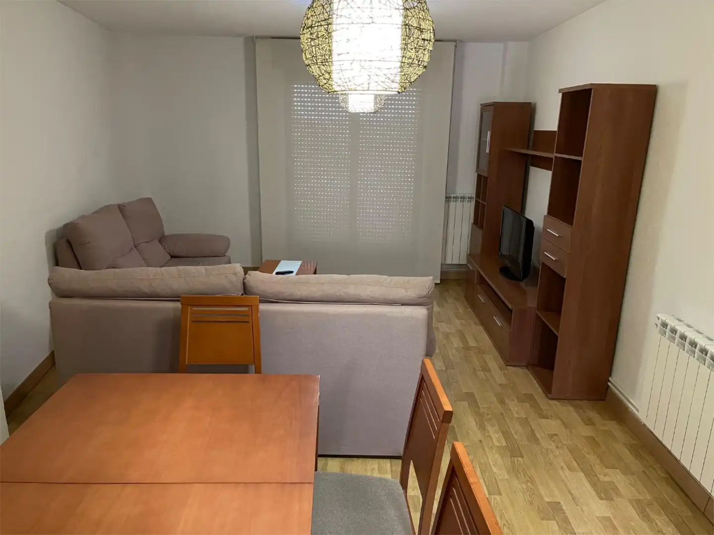 Living room of Flat for rent in Vitigudino  with Heating, Parquet flooring and Storage room