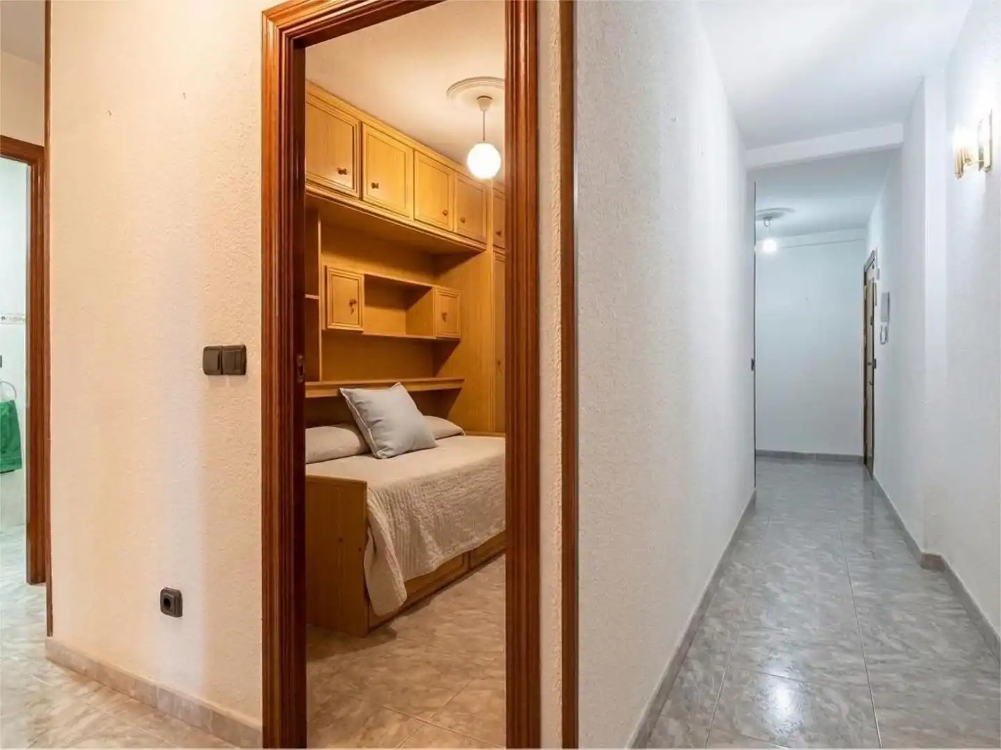 Wohnung zum Verkauf in San Isidro Schlafzimmer von Wohnung zum Verkauf in Getafe mit Klimaanlage, Terrasse und Balkon