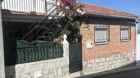 Foto 2 von Erdgeschoss zum Verkauf in Calle Pintor Picasso, 11, Escalona, Toledo