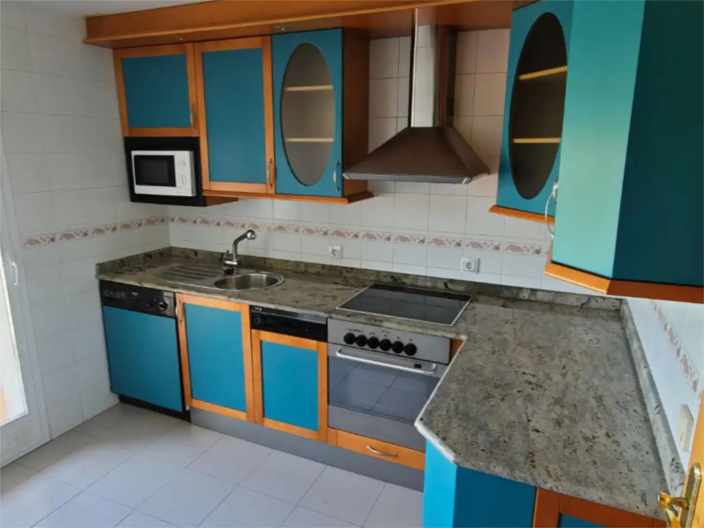 Wohnung zum Verkauf in Calle Prado de Goñi, 8, San Adrián Küche von Wohnung zum Verkauf in San Adrián mit Heizung, Parkett und Gemeinschaftsparkplatz