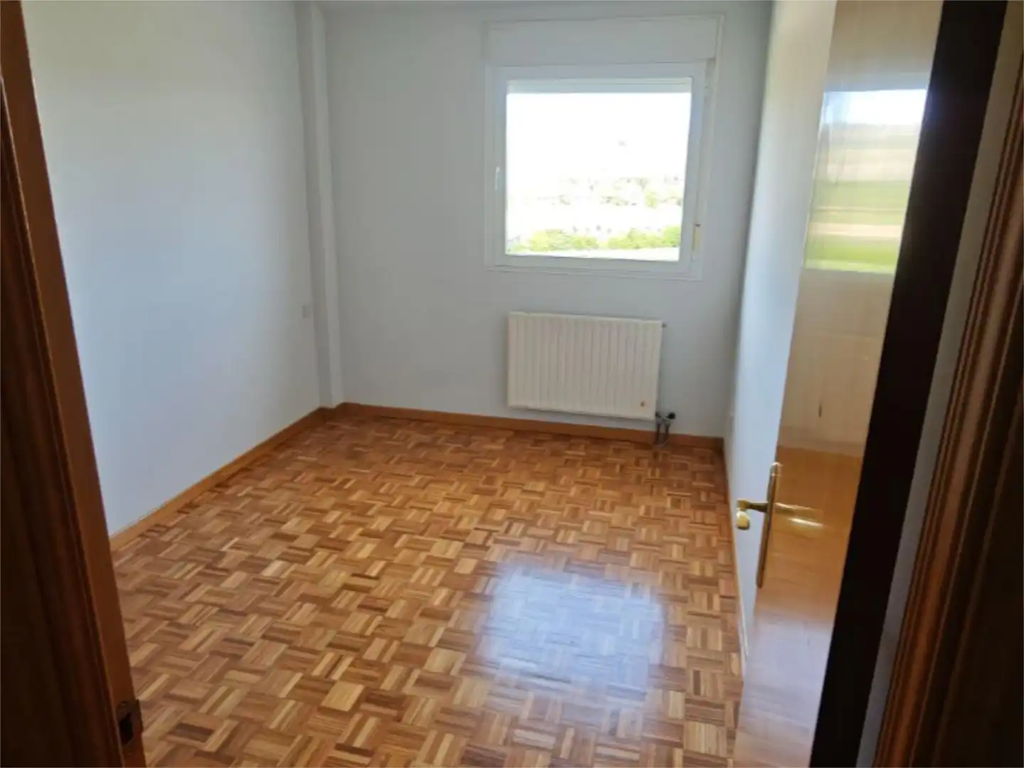 Wohnung zum Verkauf in Calle Prado de Goñi, 8, San Adrián Schlafzimmer von Wohnung zum Verkauf in San Adrián mit Heizung, Parkett und Gemeinschaftsparkplatz