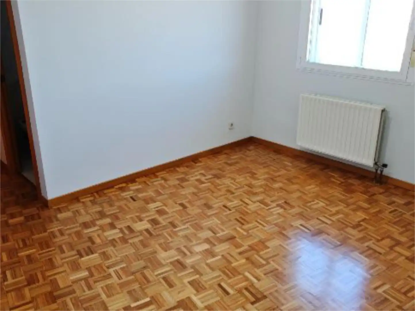 Wohnung zum Verkauf in Calle Prado de Goñi, 8, San Adrián Schlafzimmer von Wohnung zum Verkauf in San Adrián mit Heizung, Parkett und Gemeinschaftsparkplatz