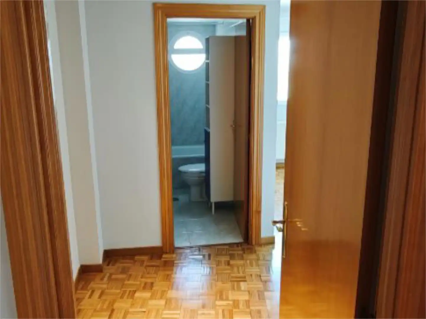 Wohnung zum Verkauf in Calle Prado de Goñi, 8, San Adrián Badezimmer von Wohnung zum Verkauf in San Adrián mit Heizung, Parkett und Gemeinschaftsparkplatz